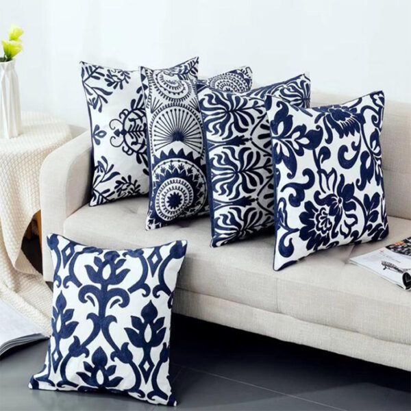 Decorative Pillow 43x43 Cm Assorted Design